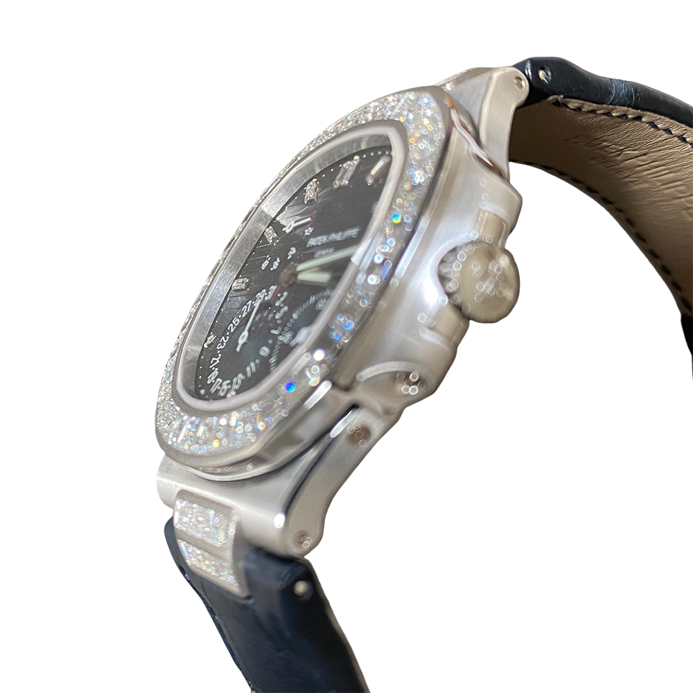 Patek Philippe Nautilus Watch – 5724G-001 - Image 8